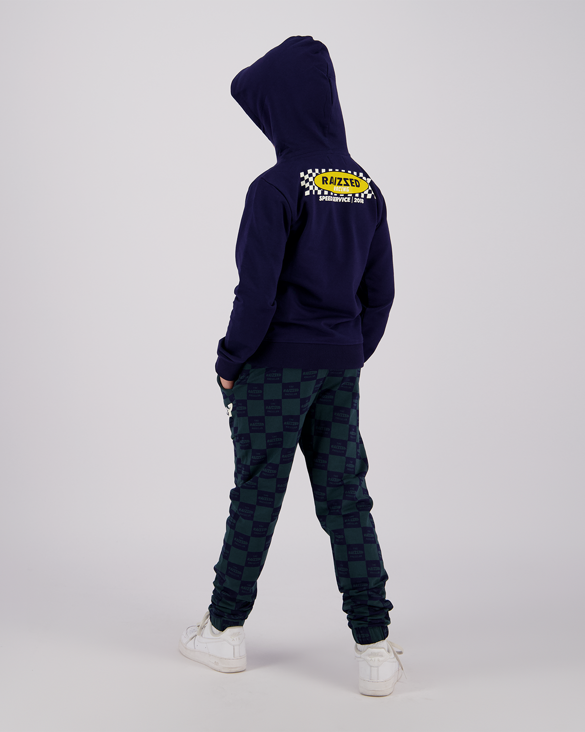 Broek Kono