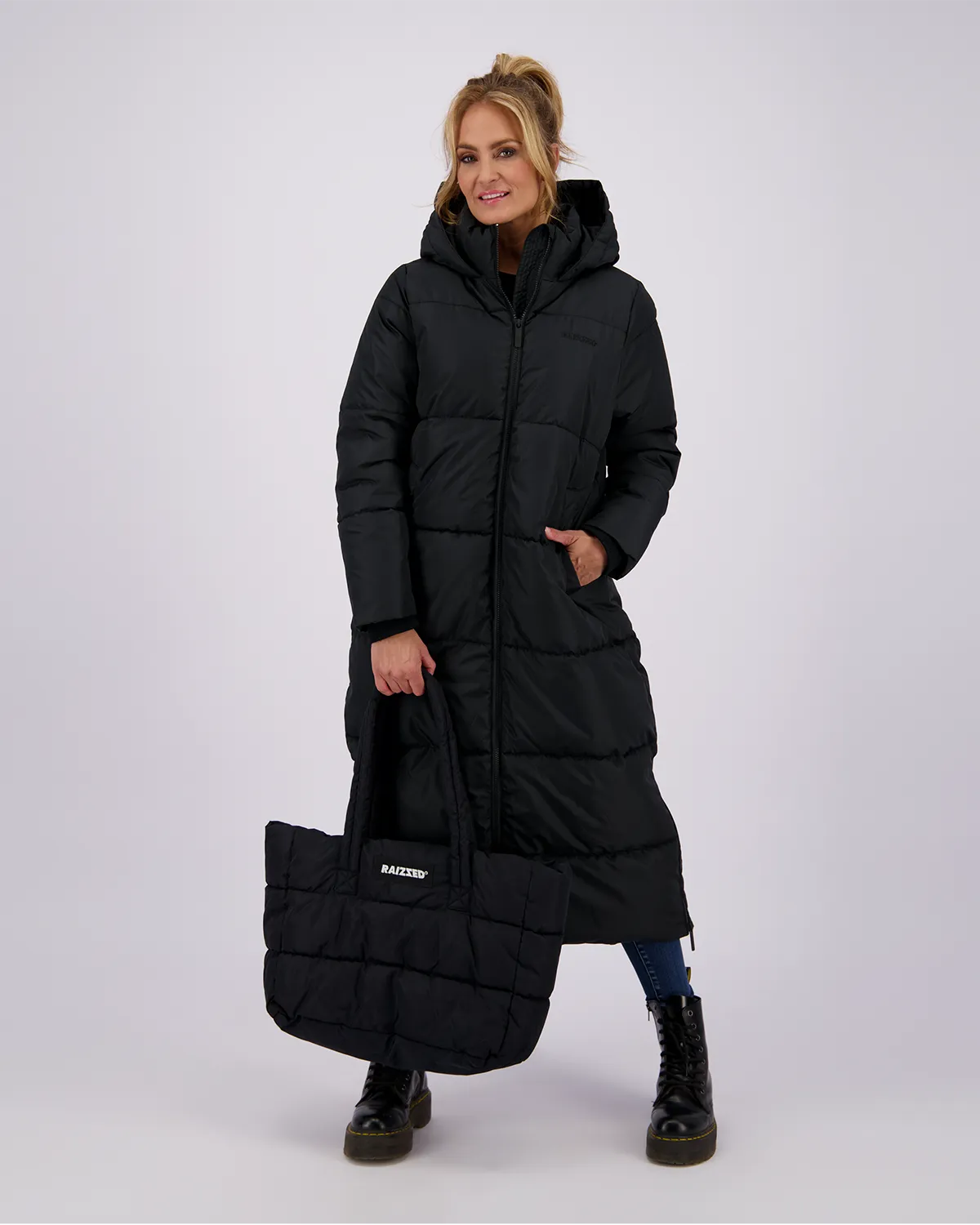 Outdoor Jas Tevina