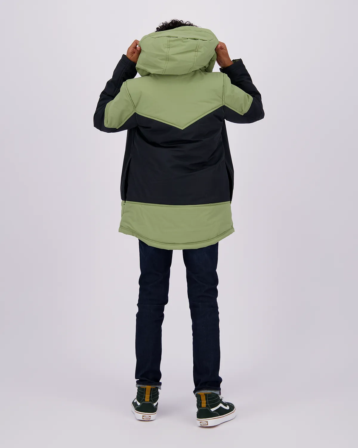 Outdoor Jas Tauton