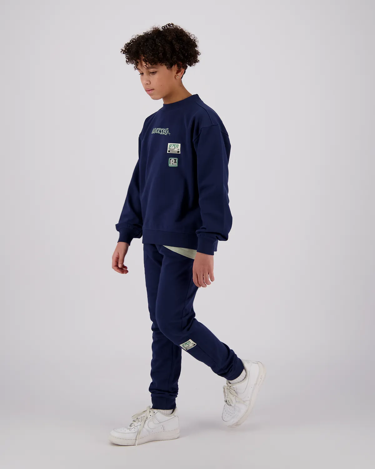 Broek Tezu