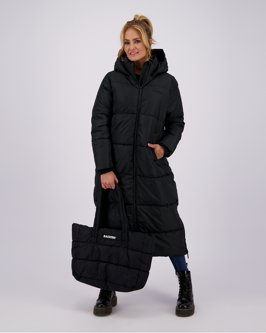 Outdoor Jas Tevina