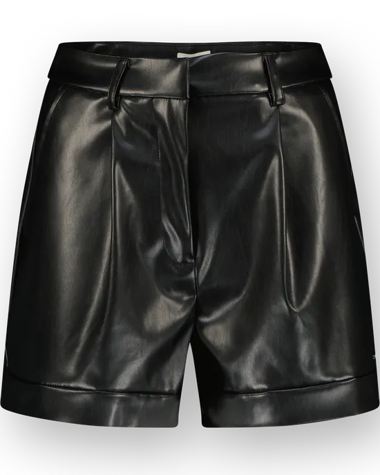Short Lauren